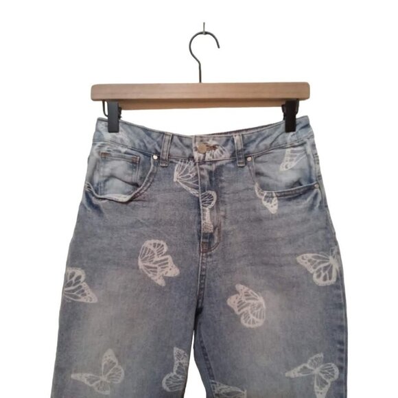 Tinseltown Juniors' Butterfly Print Relaxed Skinny Frayed Jeans Sz 9 - Picture 2 of 8